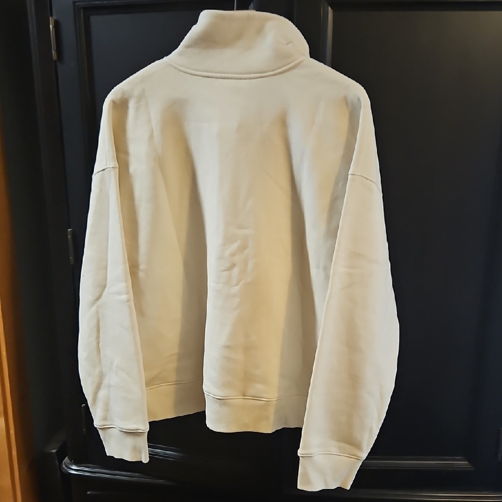 Universal Thread Off-White Button-Up Top NWT - image 4